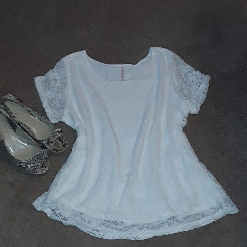 Lace top, fully lined